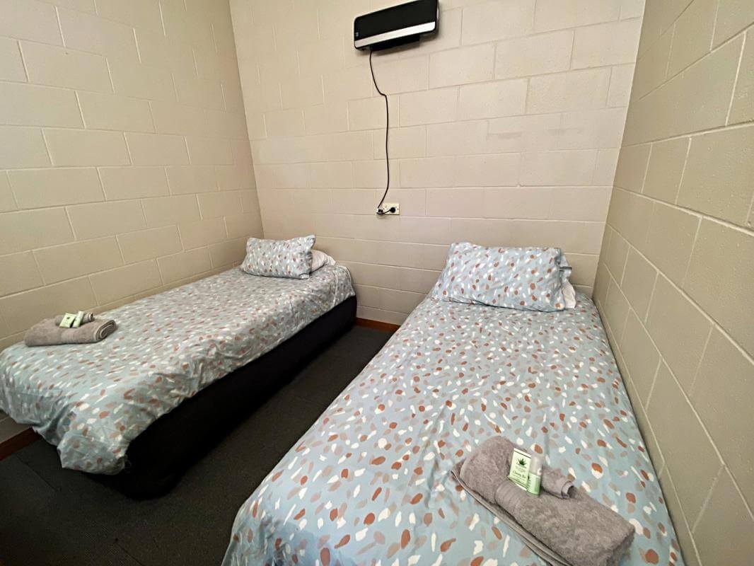 Best Value  Tasmanian Hotel All Revenue Streams , Excellent Presentation FHGC 0/0 $895,000 +sav