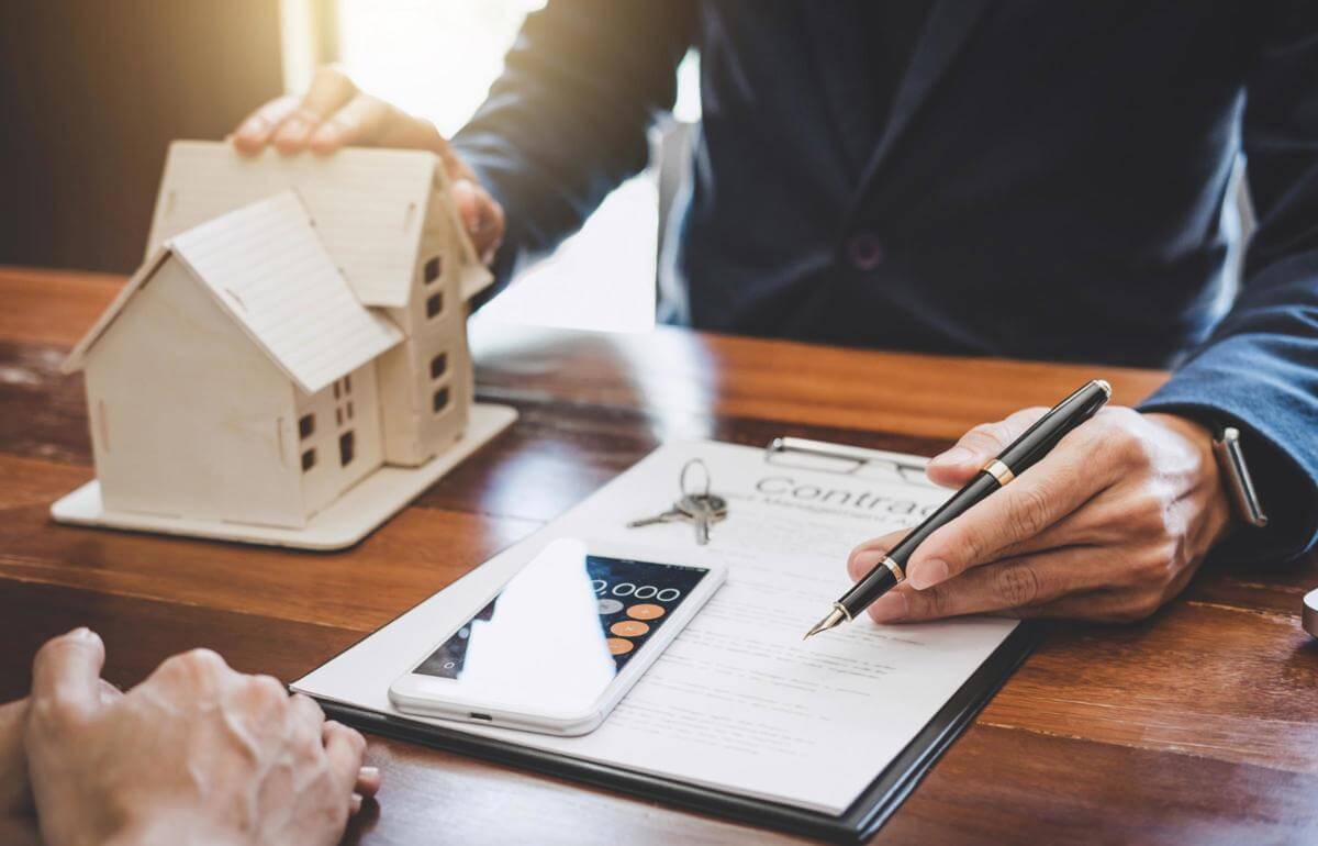 Established Mortgage Brokerage with Strong Investor Base and National Reach