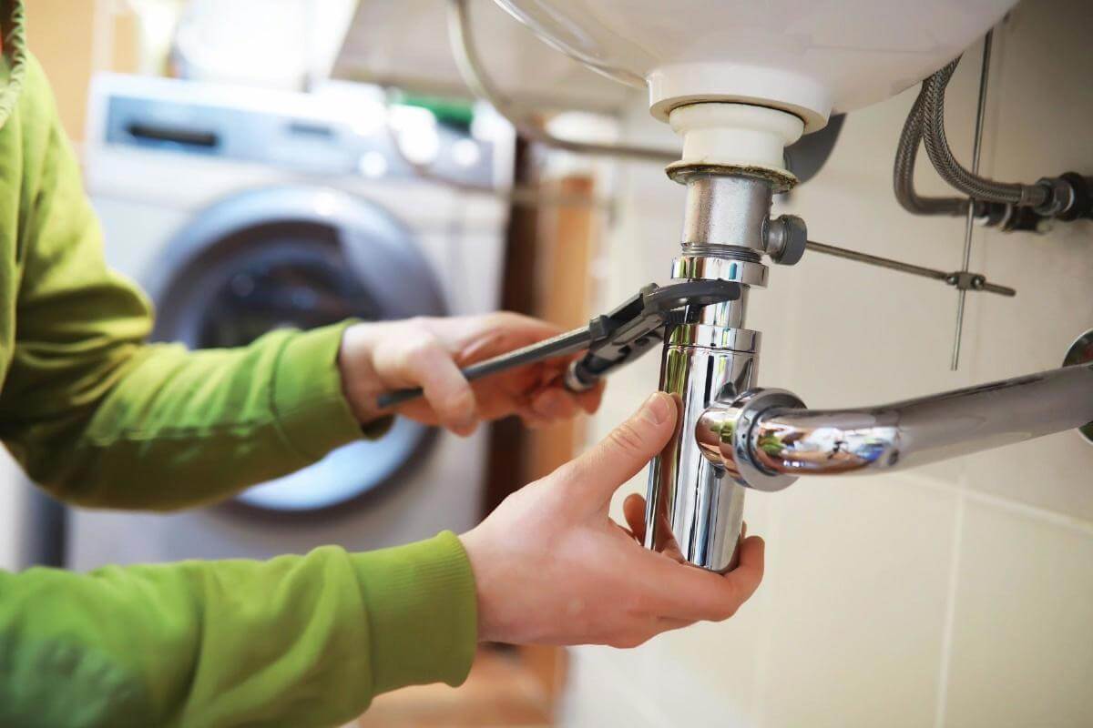 UNDER CONTRACT - Property Maintenance Company | $230K Profit 2025 Forecast