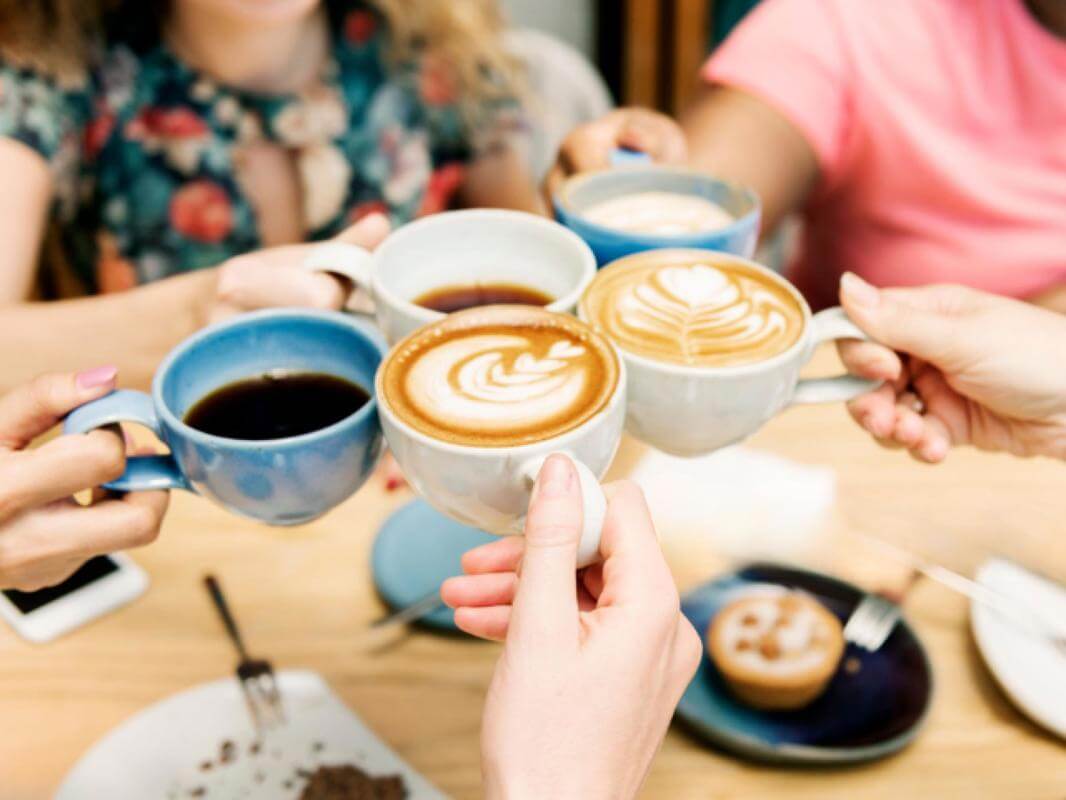 Highly Profitable North Shore Café  Loyal Customers & Prime Location