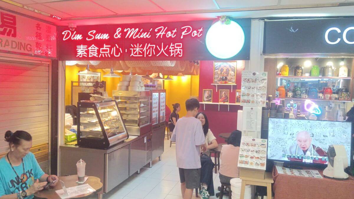 Thriving F&B Vegetarian Cafe Restaurant For 50% Partnership.