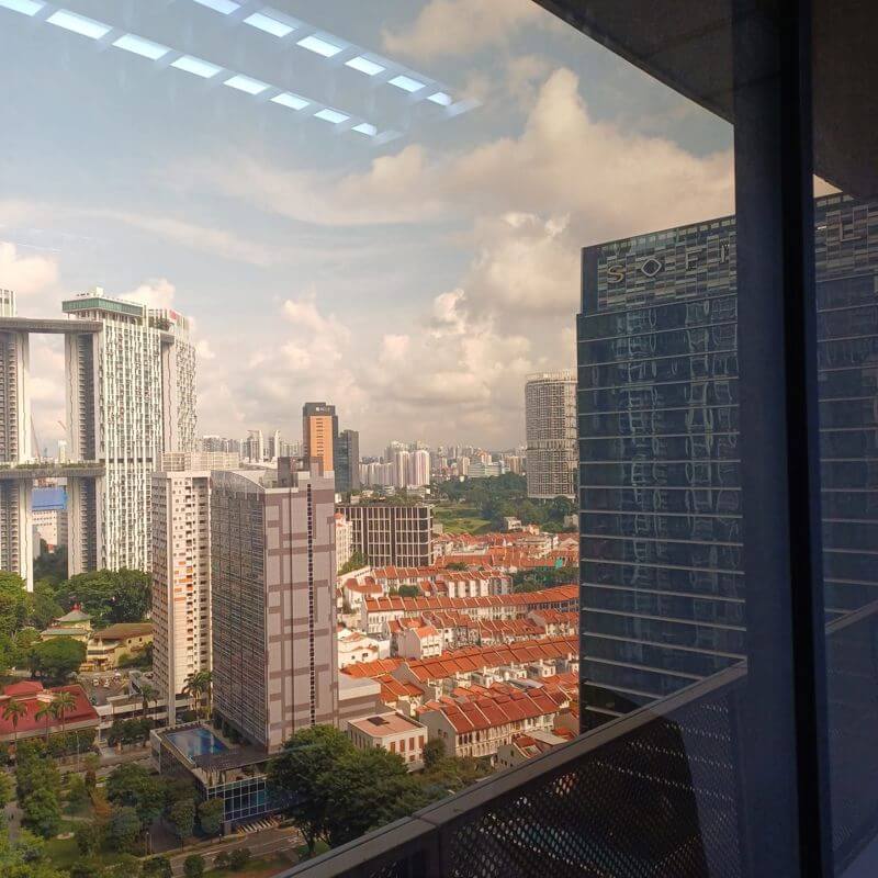 International Plaza Office