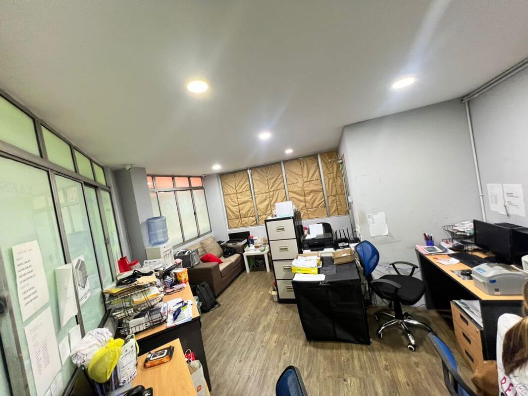 Well-Known Walkie-Talkie Retail For Sell