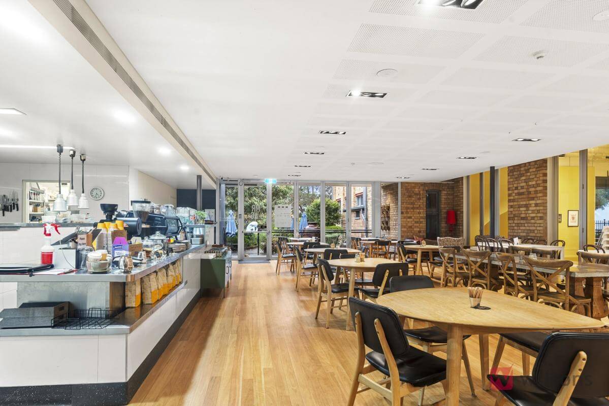 Iconic maitland Cafe - operated Under management