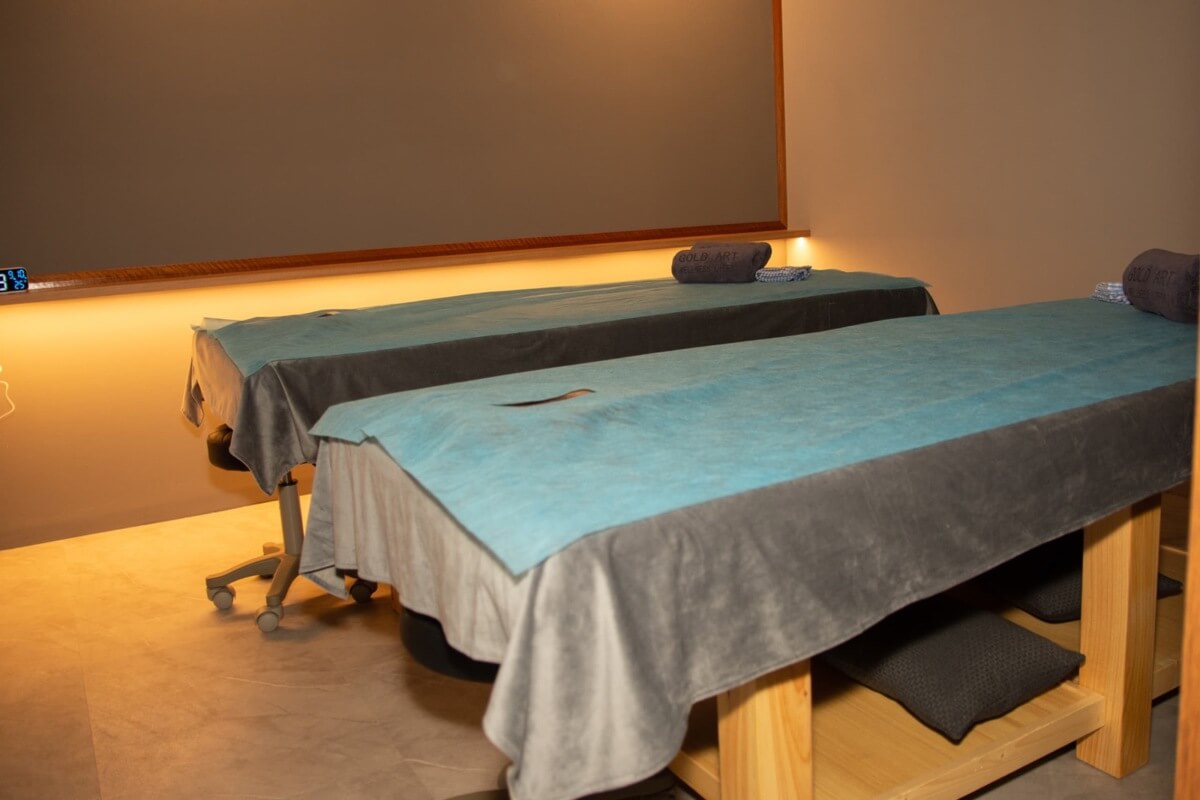 Massage shop for takeover 