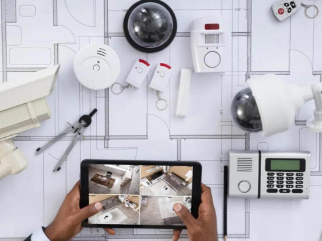 Exceptional opportunity awaits a savvy entrepreneurs and security enthusiasts with this acquisition.