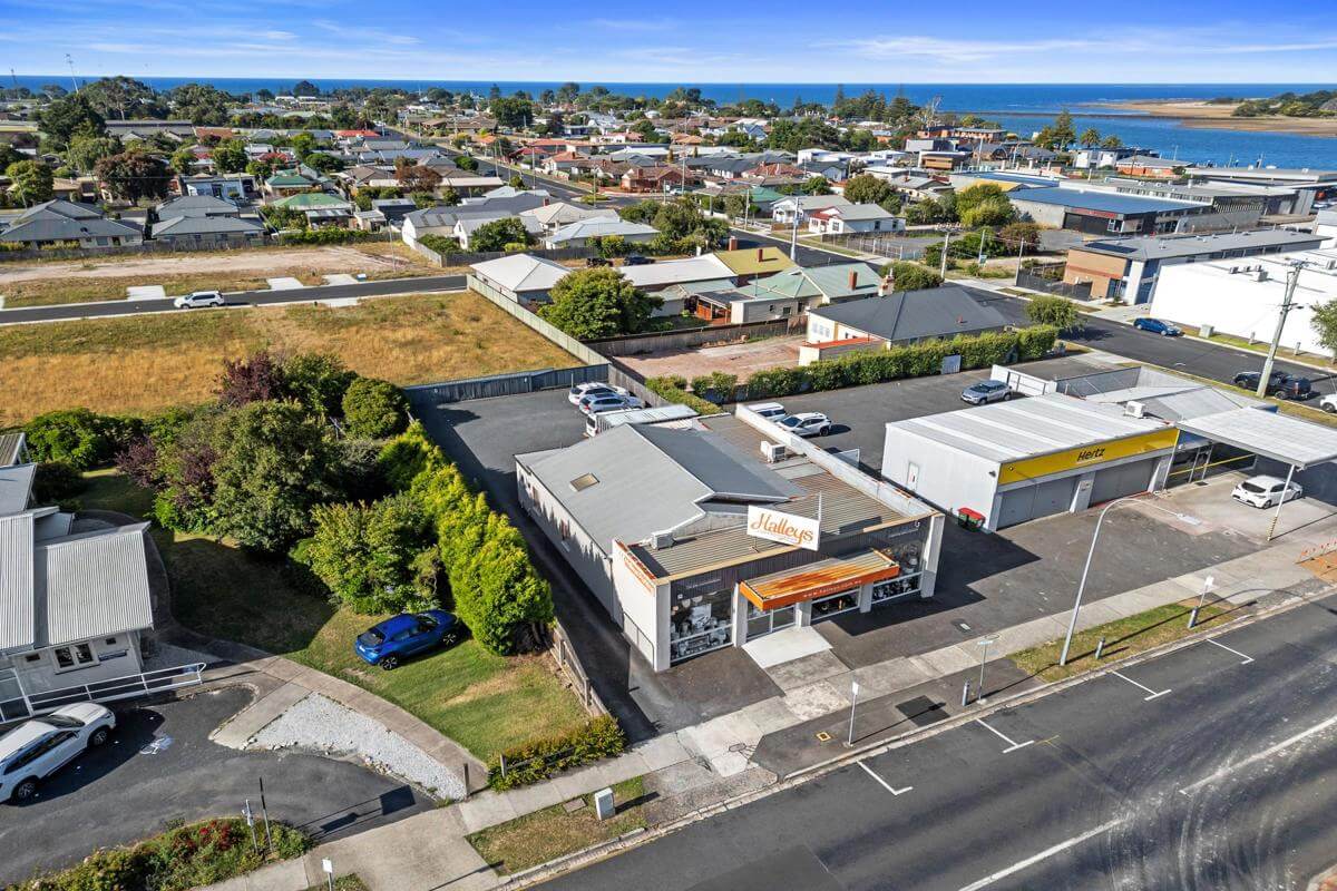 Highly Profitable Established Lighting & Design Business For Sale Devonport Tasmania T/O $1.2Mill