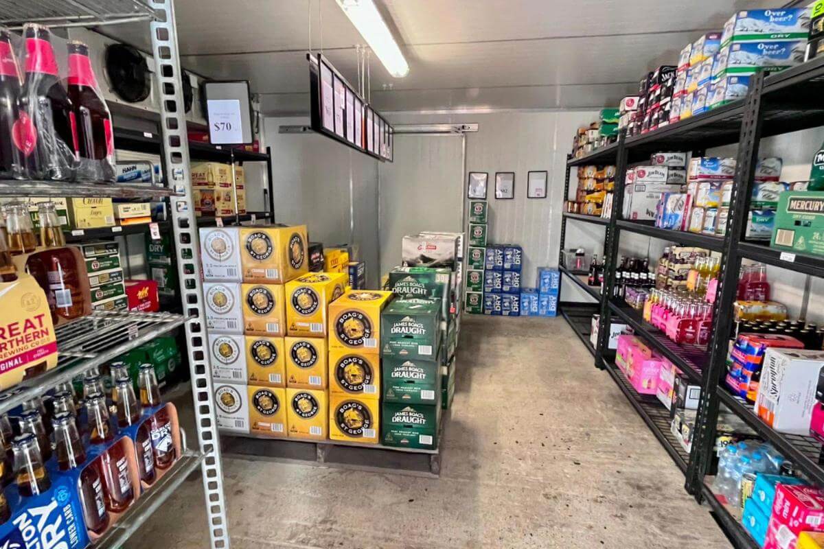 L/hold Beauty Point Waterfront Hotel Glorious River Views 20 Pokies All Income Streams