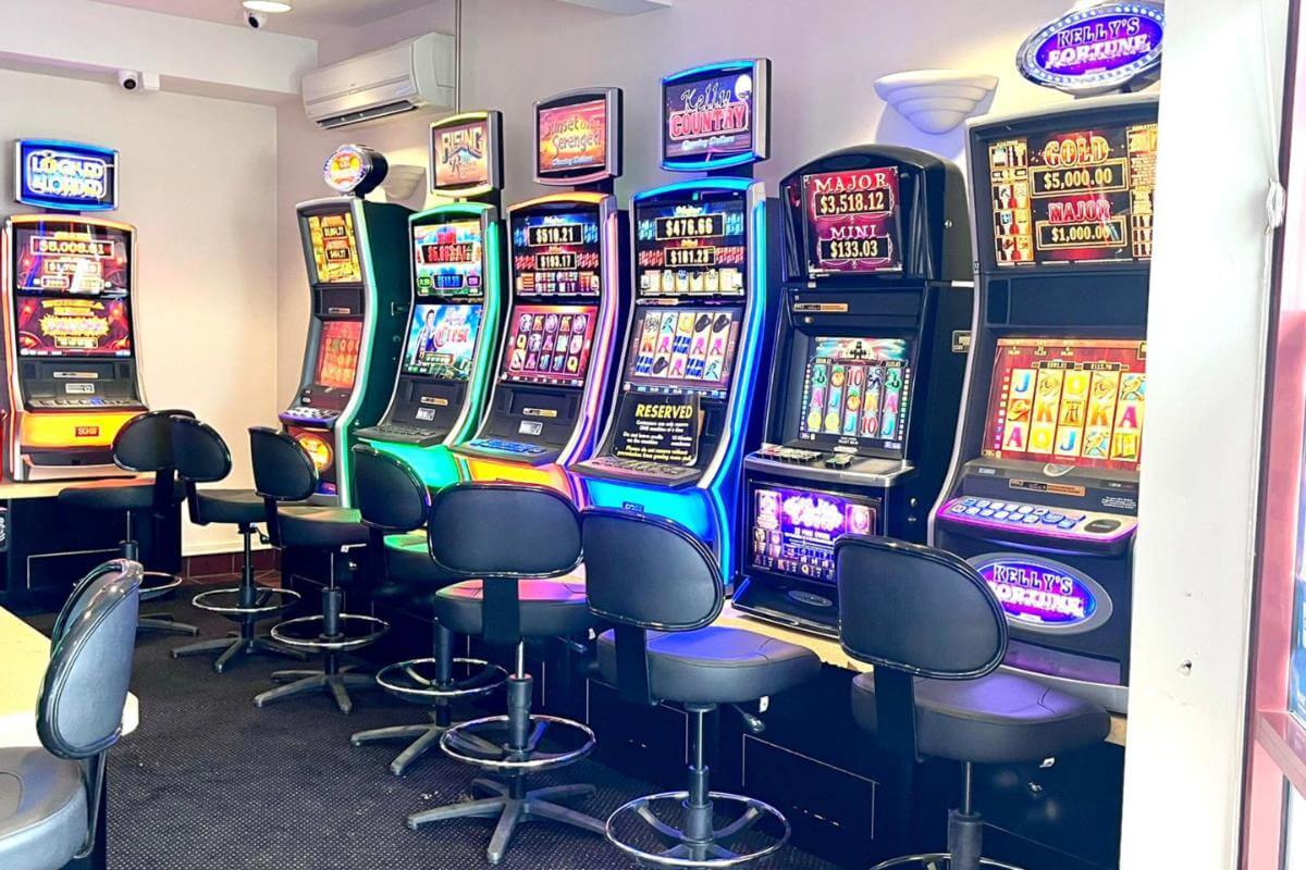 L/hold Beauty Point Waterfront Hotel Glorious River Views 20 Pokies All Income Streams