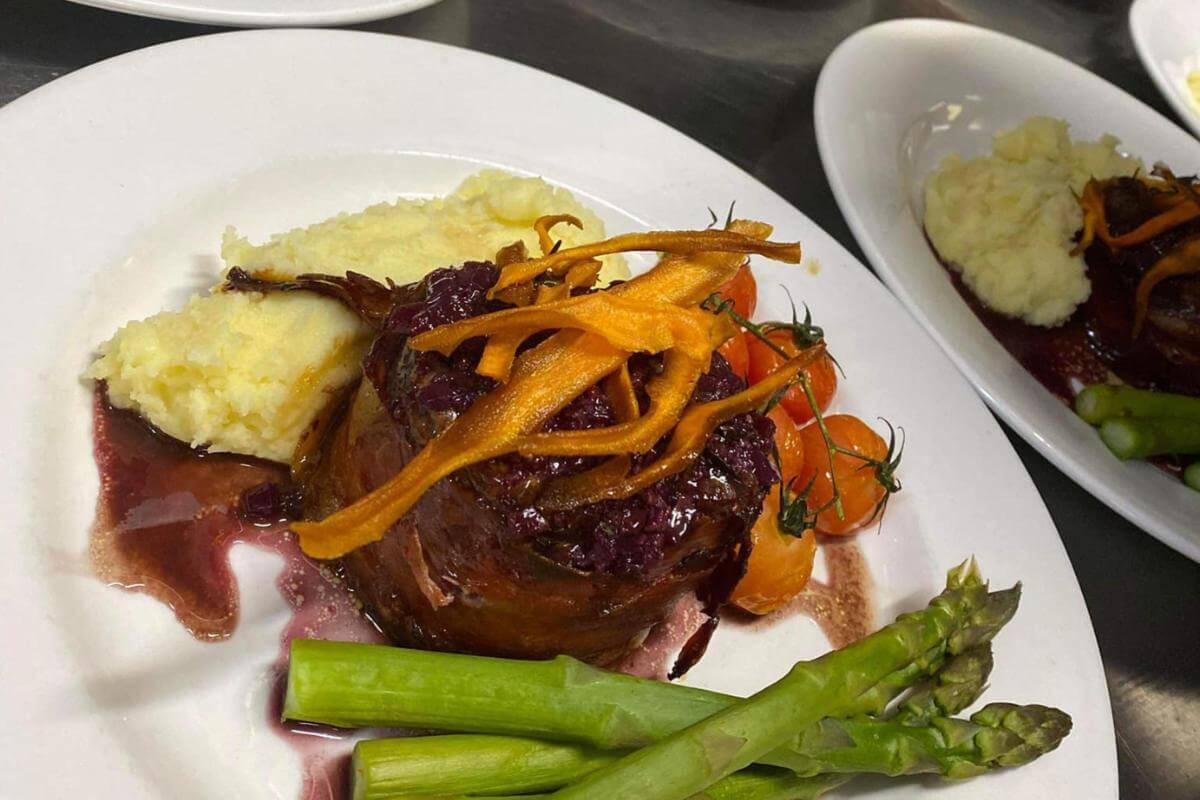 L/hold Beauty Point Waterfront Hotel Glorious River Views 20 Pokies All Income Streams