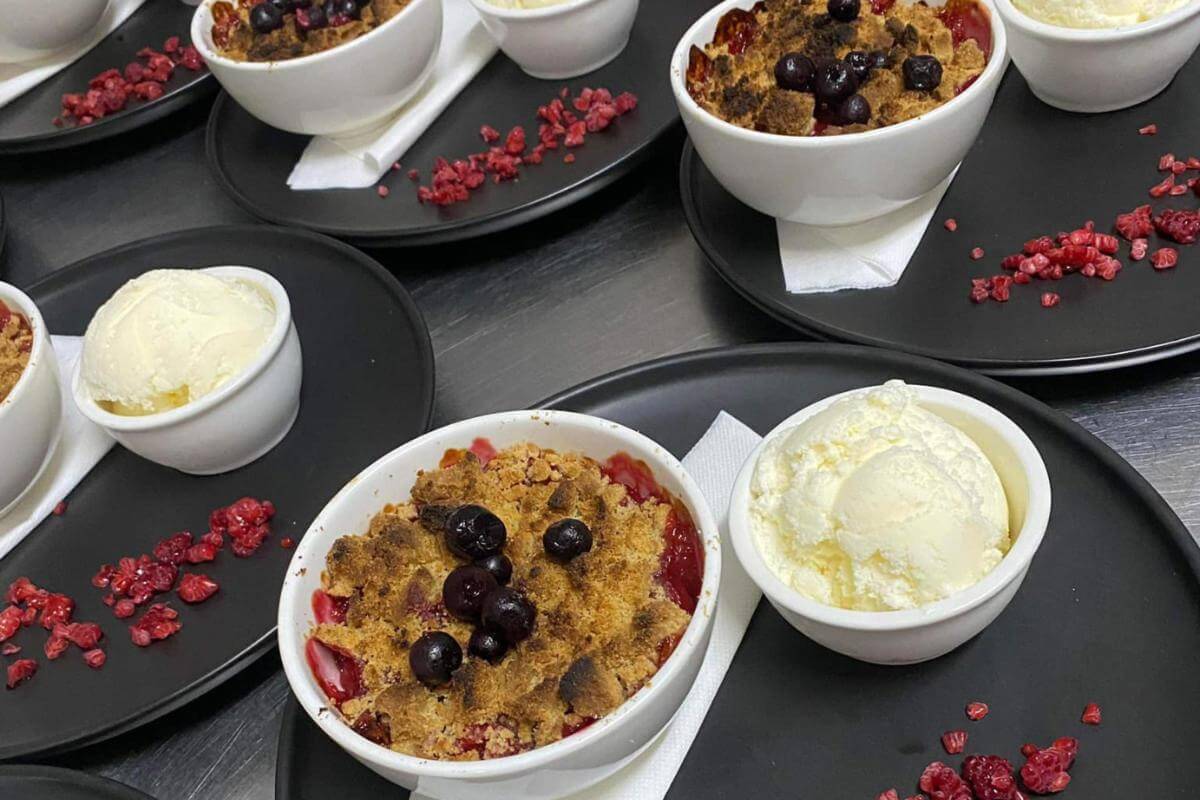 L/hold Beauty Point Waterfront Hotel Glorious River Views 20 Pokies All Income Streams