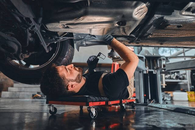 Automotive Workshop For Sale – Long Established, Affordable Rent