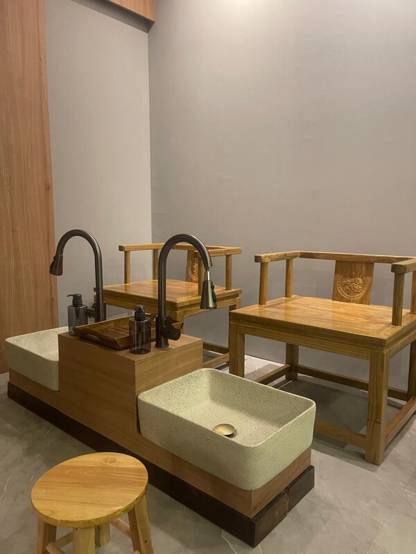 Reputable Massage Spa Cat 1 License For Takeover Near Serangoon