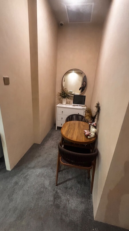 Beautifully Renovated Beauty Spa For Low Takeover Immediately