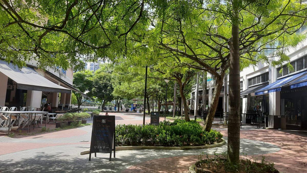 Beautiful renovated Japanese restaurant sushi bar for urgent take over