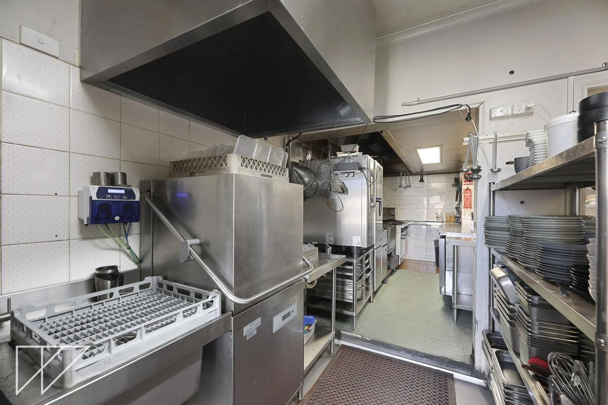 Restaurant and Catering business - includes the freehold. Vendor Finance