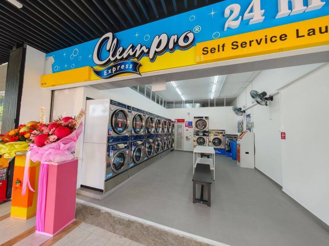 西海岸自助洗衣店转让