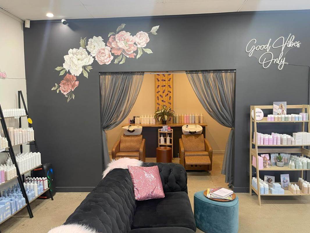 Classy Hair & Beauty Salon in Alice Springs - An Unmissable Opportunity