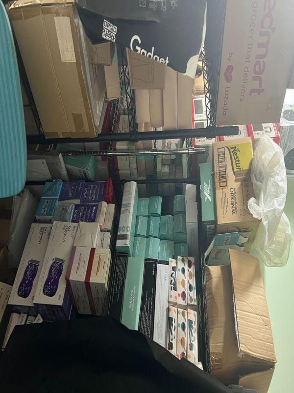 Online Shop Stock For Sale At A  Discounted Wholesale Price