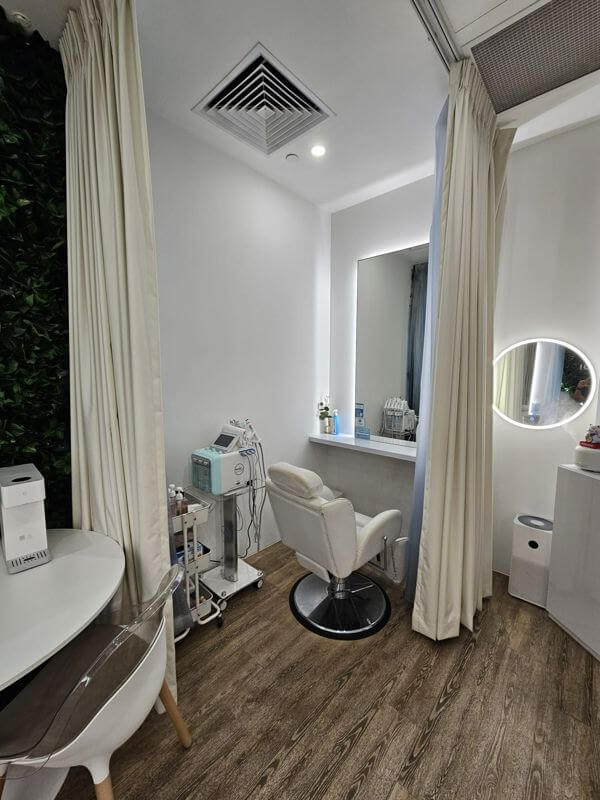 Beauty / Facial / Slimming Salon For Takeover