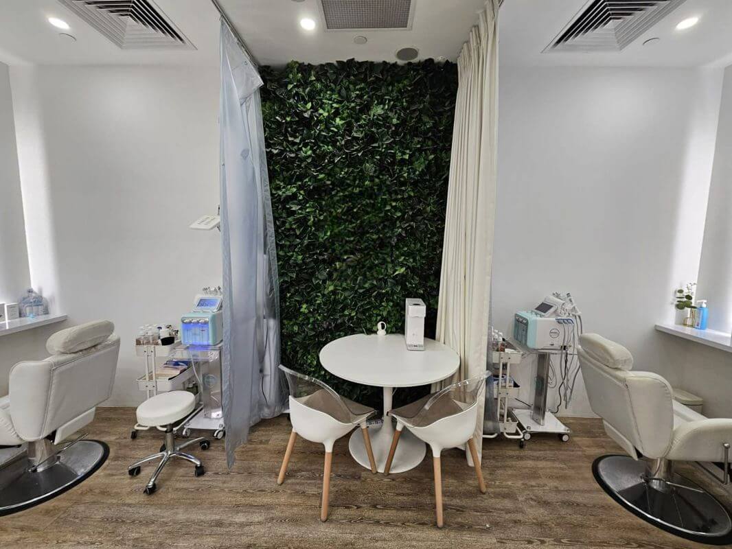 Beauty / Facial / Slimming Salon For Takeover