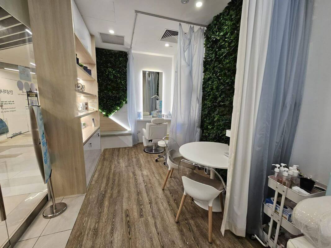 Beauty / Facial / Slimming Salon For Takeover