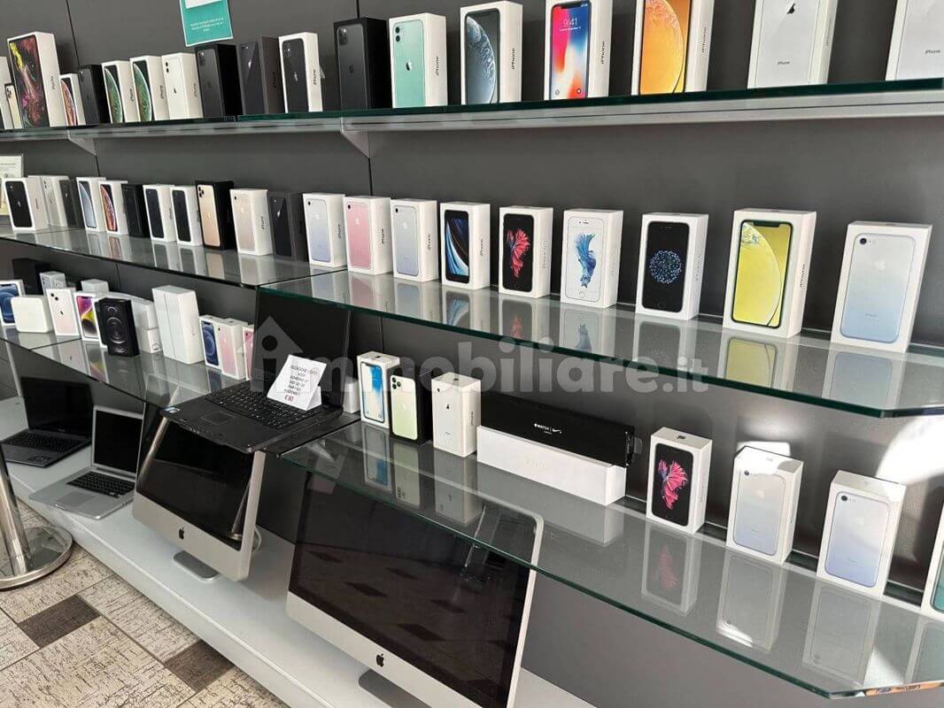 Mobile Phone & Telecom Shop For Sale