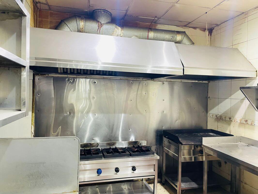 High Profit Restaurant Business For Sale In Prime Location