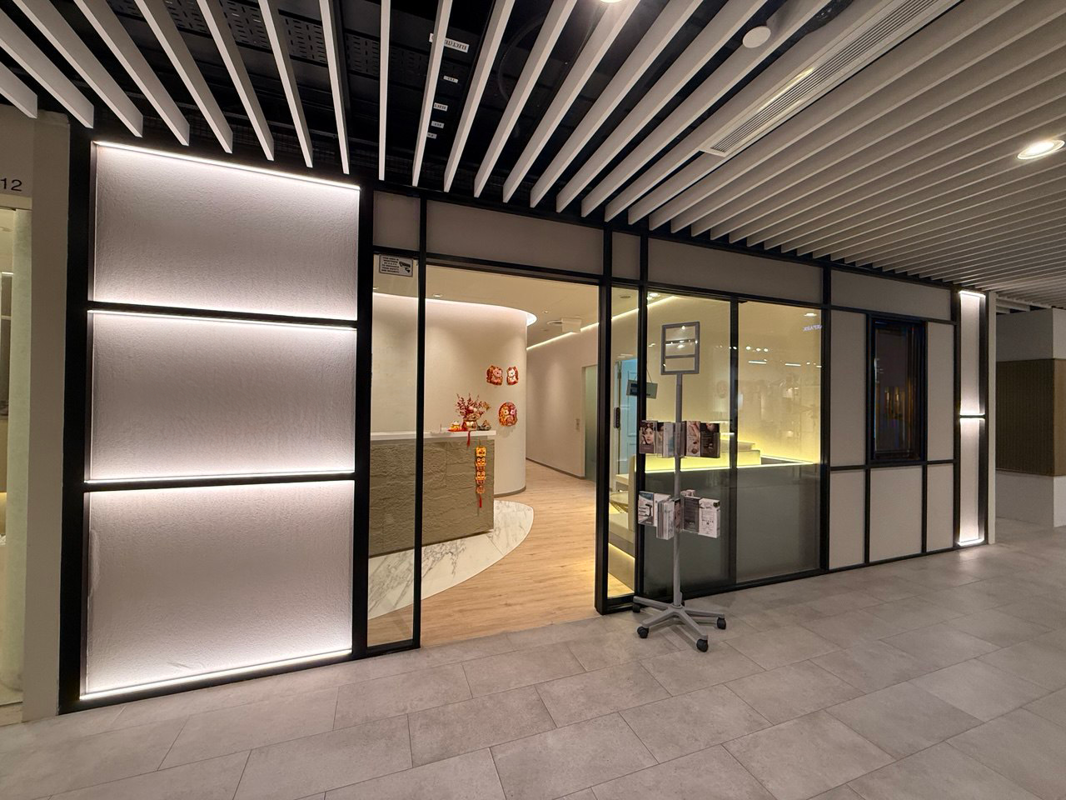 Prime City Location | Huge Frontage | Newly Renovated | 8 Treatment Rooms