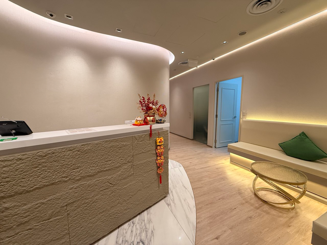 Prime City Location | Huge Frontage | Newly Renovated | 8 Treatment Rooms