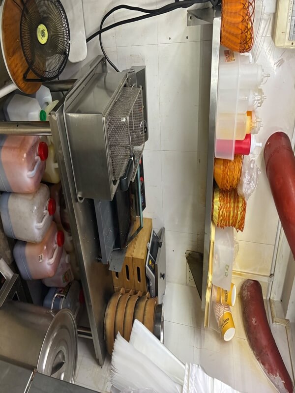 超旺麻辣香锅/煮炒档口转让 Hot Place Mala & Zhi Char Takeover