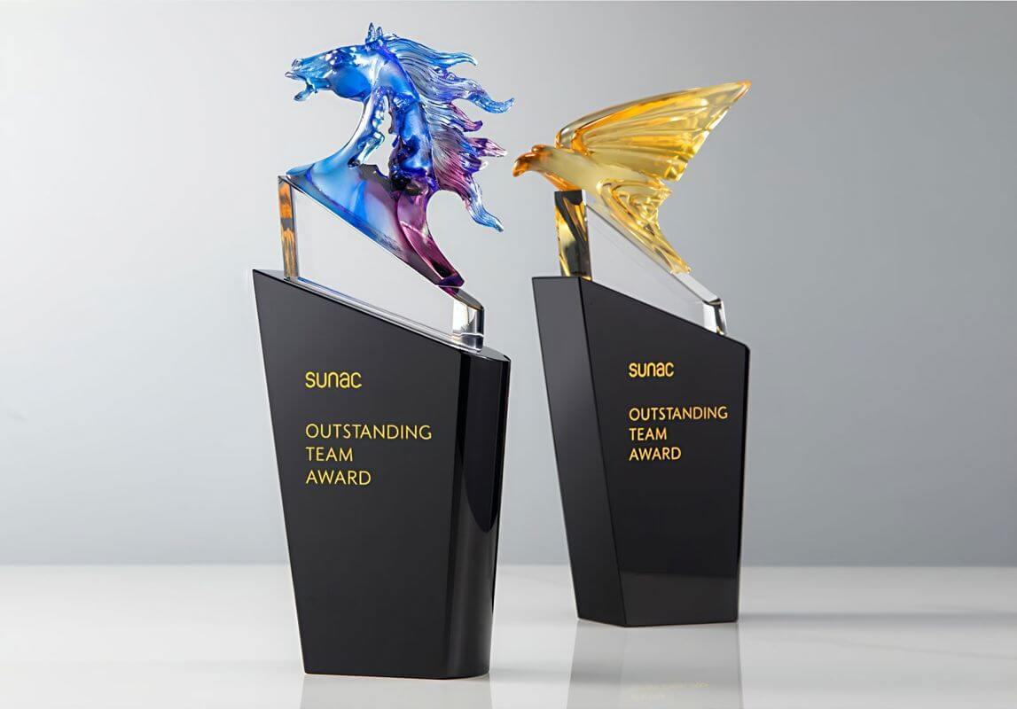 Trophies For Corporate Awards And Liuli Collections