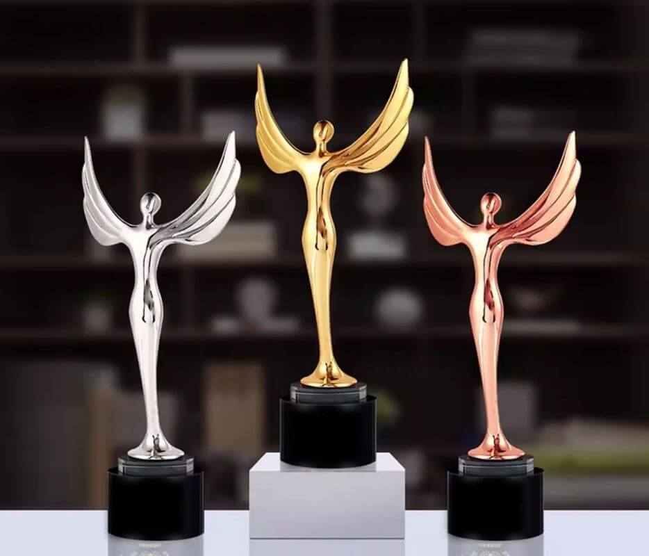 Trophies For Corporate Awards And Liuli Collections