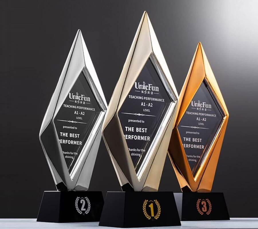 Trophies For Corporate Awards And Liuli Collections