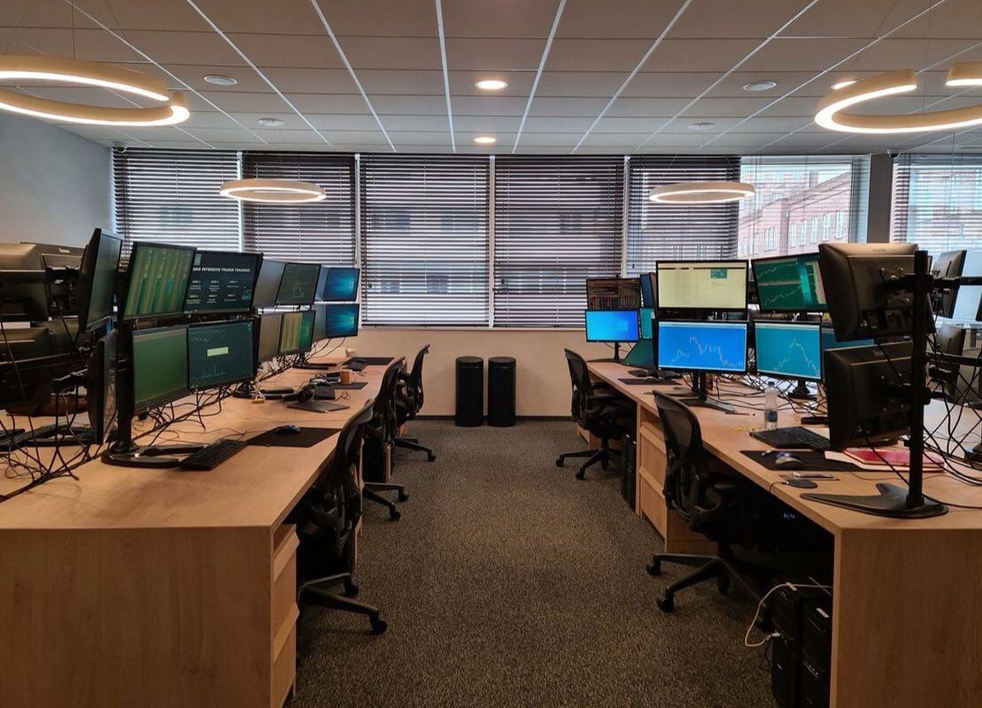 🚀 Seeking Strategic Partners — AI Trading Platform Scaling Globally