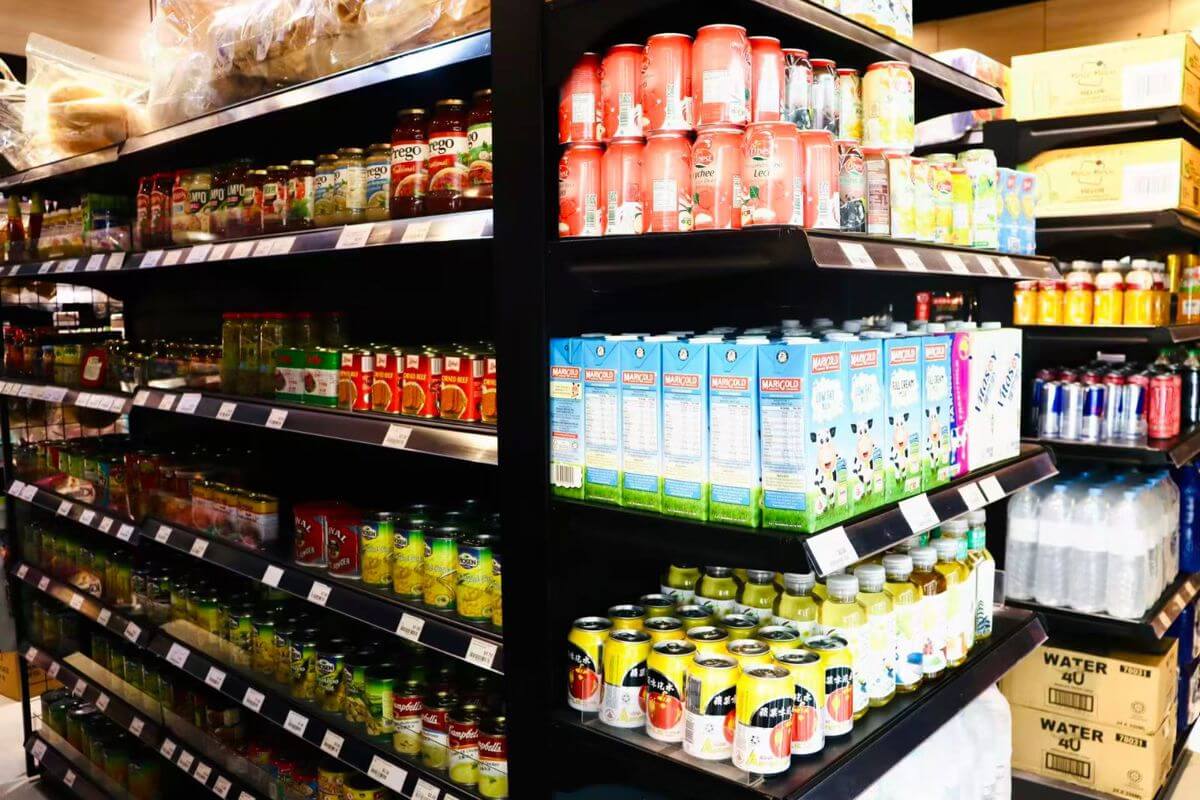 Kovan Mini Mart For Takeover · Simon Plaza · Lease 2Y 5M Remaining · Option To Renew