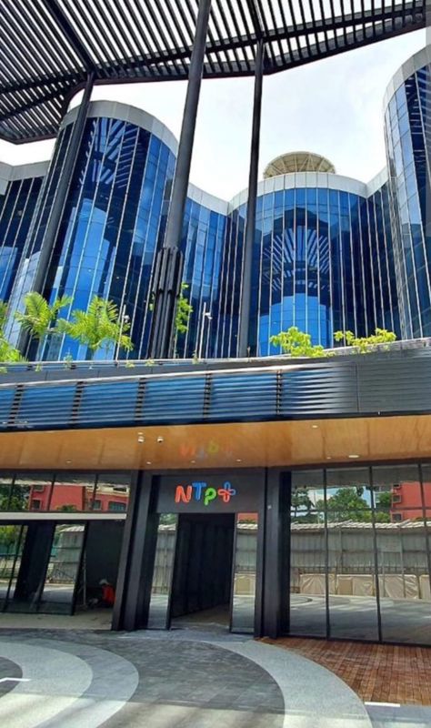 Takeover Opportunity: Modern Pizza Takeaway Kiosk