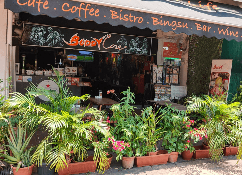 Beer Cafe For Immediate Take-Over In Changi Village. 樟宜村店面招租。$O 頂訨費! 適beer, Pizza, 火鍋，榴槤, 甜品等專賣店。