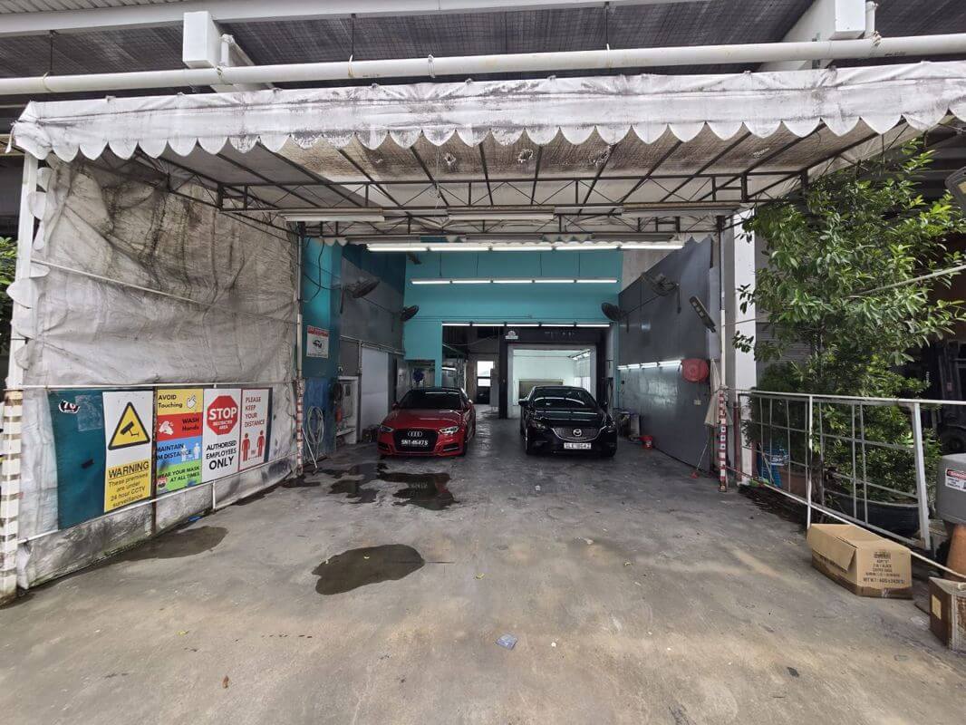 B2 Shop Unit with Spray Paint Booth for Take Over - Spraypaint Workshop
