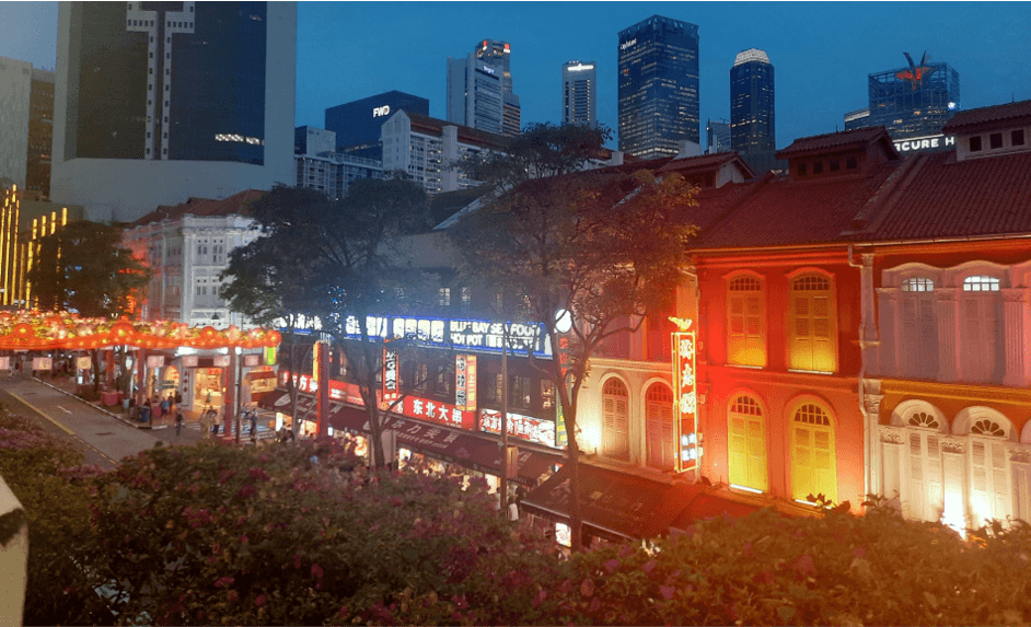 稀有牛車水(新加坡)有地保留三層樓店屋! 地契999 Years! 近 MRT! 外僑可購! 有租约！請連络中介 Violet 面談!
