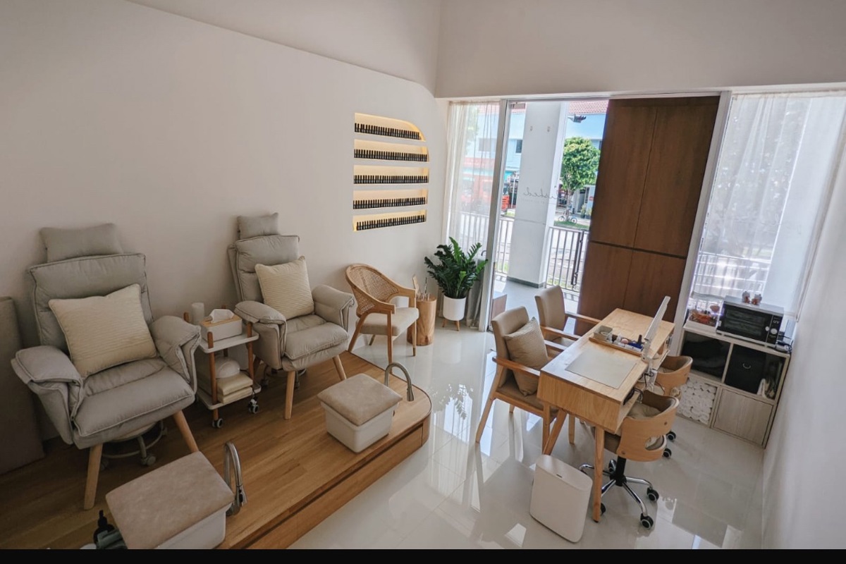 Beauty Salon Takeover With Equipment & Client Base