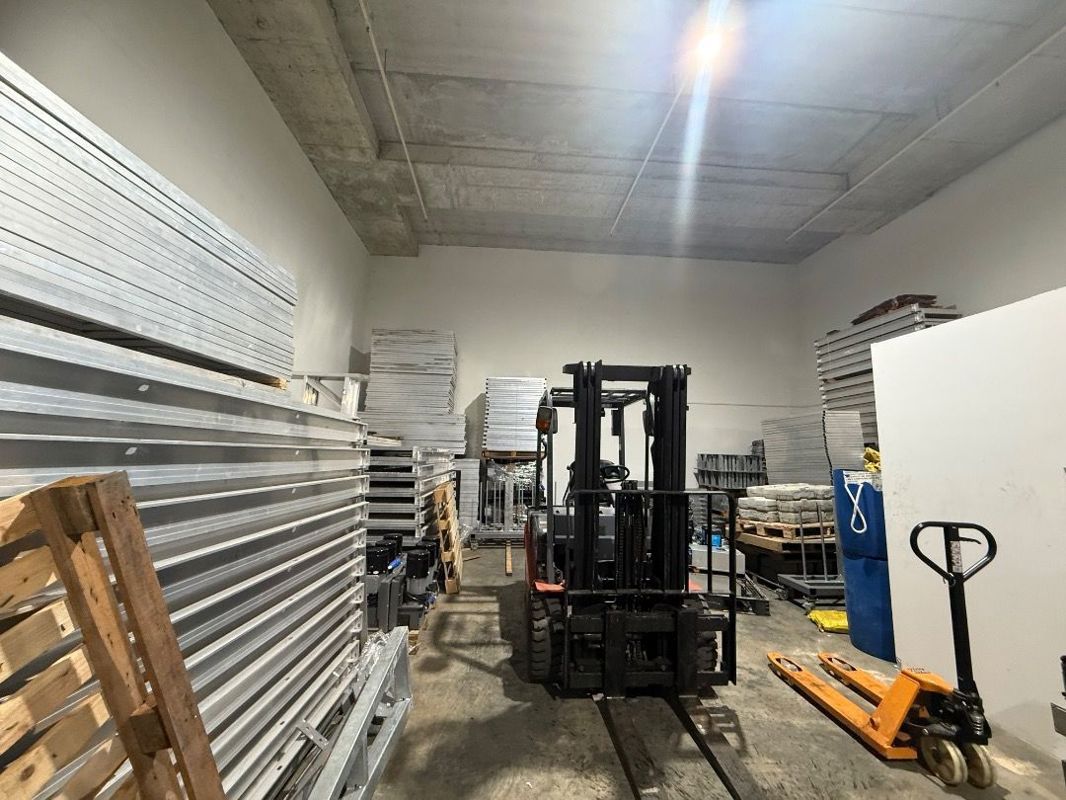 Established Construction Contractor Gondola (Suspended Platform) Business For Sale