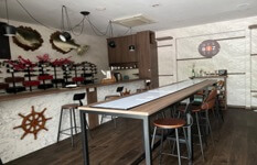 Bistro/Cafe/F&B Space in Central Area For Rent