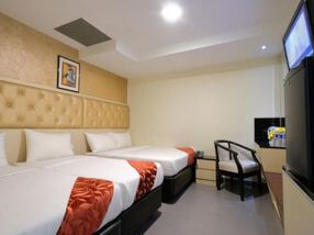 Freehold Conservation Shophouse With Hotel License