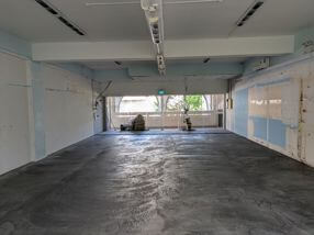 Half shop for lease at Jurong East Central