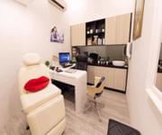 Clinic Space For Take Over image 3